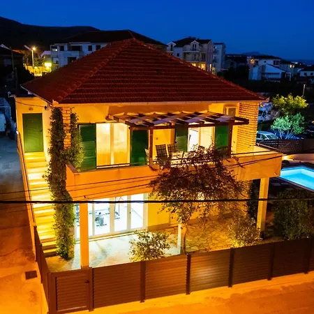 Laura Appartement *